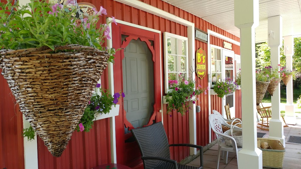 Bs Antiques | 234 Lynx Lake Rd, Huntsville, ON P1H 2J3, Canada | Phone: (705) 789-7929