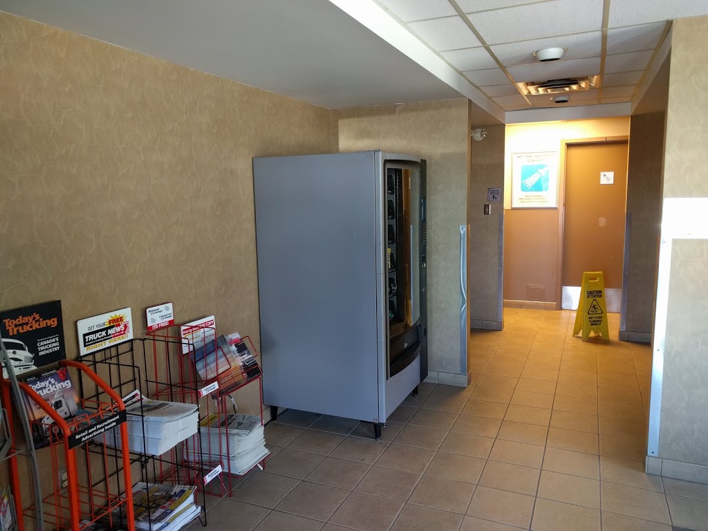 Petro-Pass Truck Stop | 120 Conestoga College Blvd, Kitchener, ON N2G 3W5, Canada | Phone: (519) 748-5550