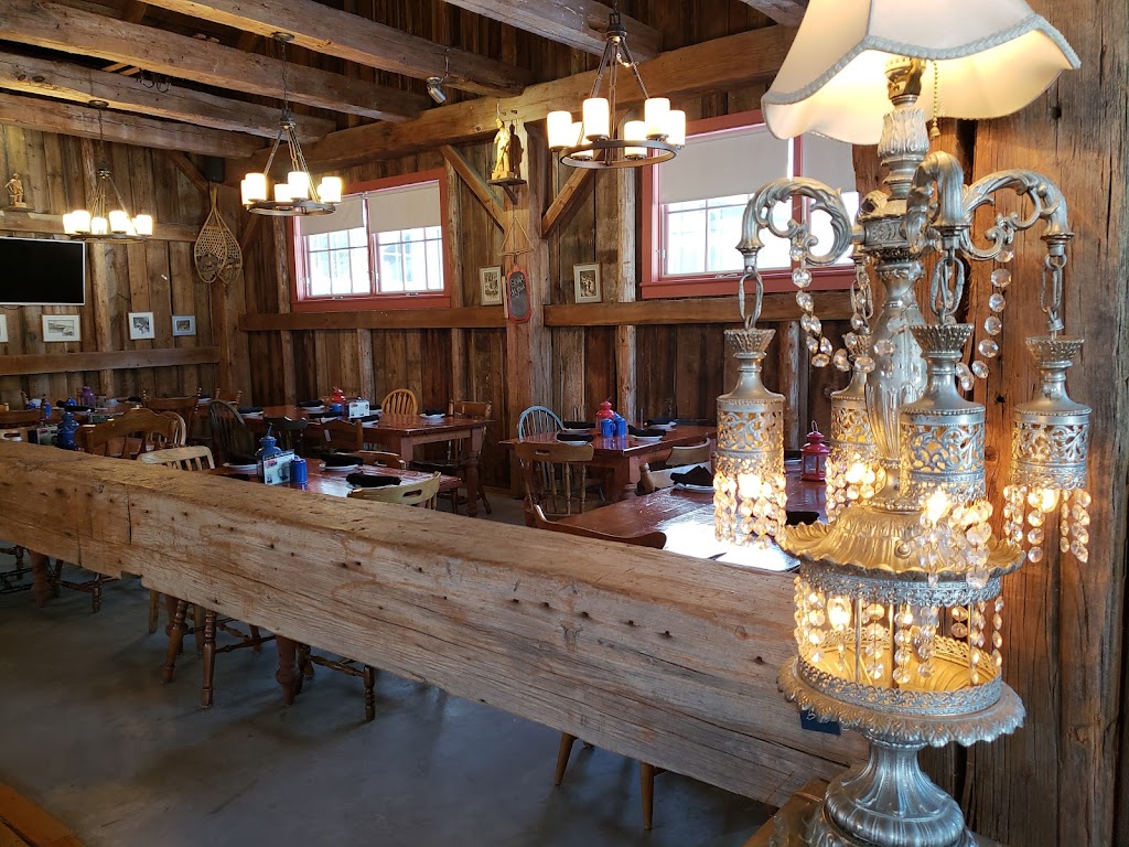 Spruceholme Inn | 204 Rue Principale, Fort-Coulonge, QC J0X 1V0, Canada | Phone: (819) 683-5635