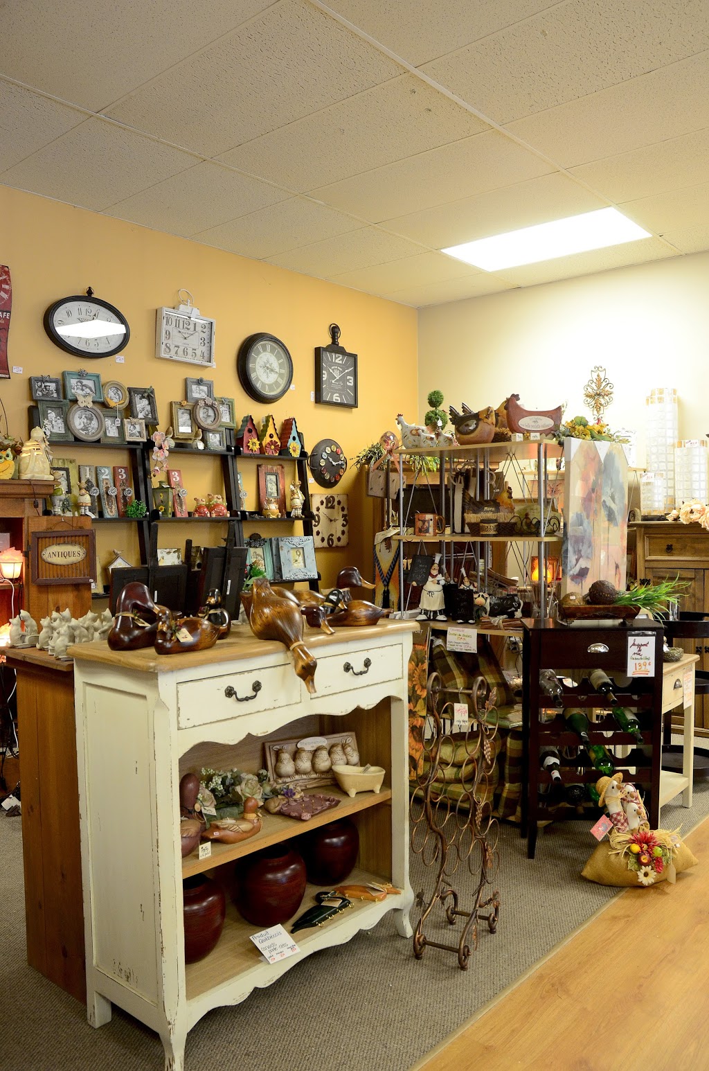 Meubles & Cie | 2140 Boulevard du Curé-Labelle, Saint-Jérôme, QC J7Y 1T2, Canada | Phone: (450) 438-6660