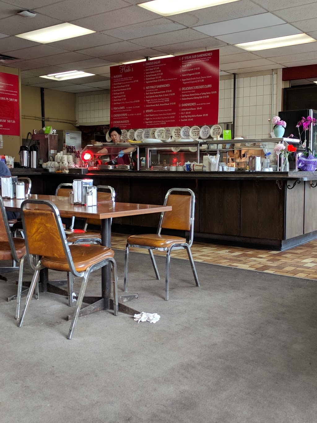 Hadis Restaurant | 7621 Vantage Way, Delta, BC V4G 1A6, Canada | Phone: (604) 946-5144