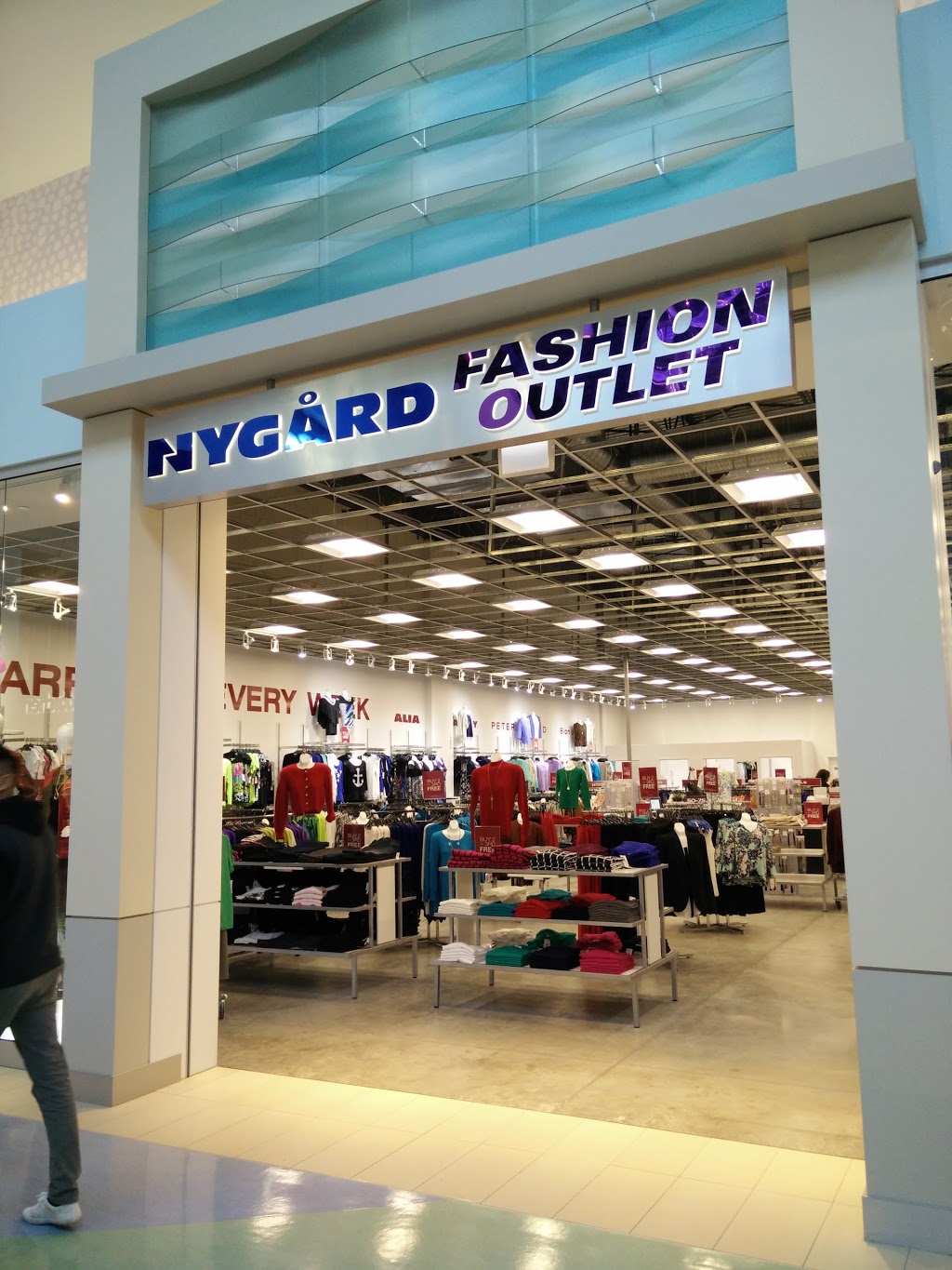 Nygard Fashion Outlet | 5000 Canoe Pass Way #414, Tsawwassen, BC V4M 4G9, Canada | Phone: (604) 948-8814