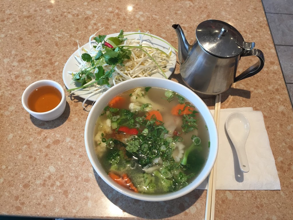 Mekong Restaurant | 2885 17 Ave SE, Calgary, AB T2A 0P7, Canada | Phone: (403) 248-1488