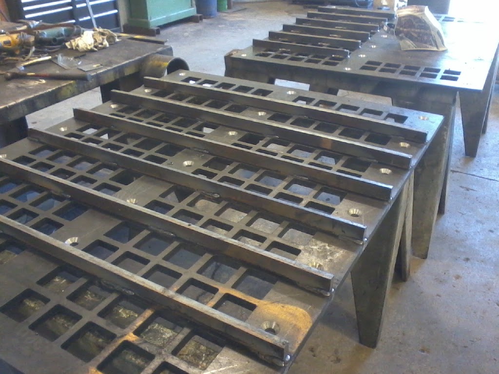 Willis Welding and Mechanical | 52 Middlemiss Ave, Melbourne, ON N0L 1T0, Canada | Phone: (519) 494-0519
