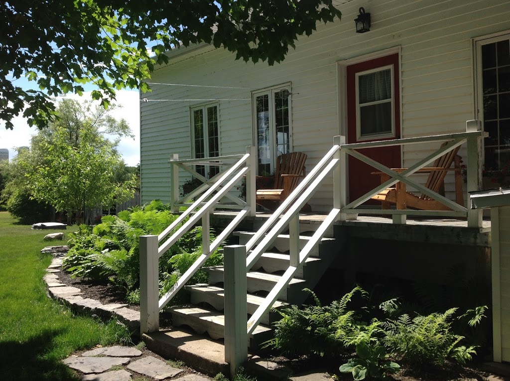 Chalets du Littoral | 390 Boulevard de Saint-Vallier, Saint-Vallier, QC G0R 4J0, Canada | Phone: (418) 804-0727