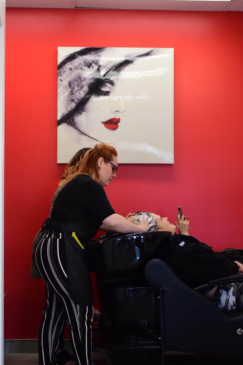 Procoiffure Hair Salon Women Men & Kids | Mail, 1100 Bd de la Chaudière local 114, Québec, QC G1Y 0A1, Canada | Phone: (581) 994-6867