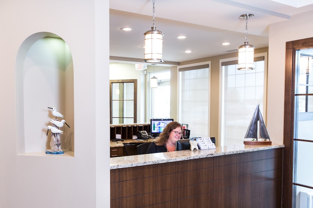 Aurora Dental Group | 80 Hewlett Park Landing, Sylvan Lake, AB T4S 2J3, Canada | Phone: (403) 887-3222