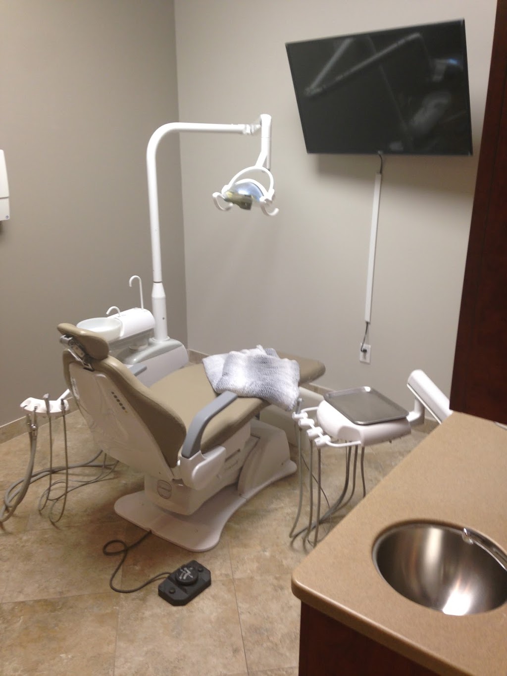 Woodstock Square Dental | 441 Norwich Ave, Woodstock, ON N4S 3W4, Canada | Phone: (519) 421-0131