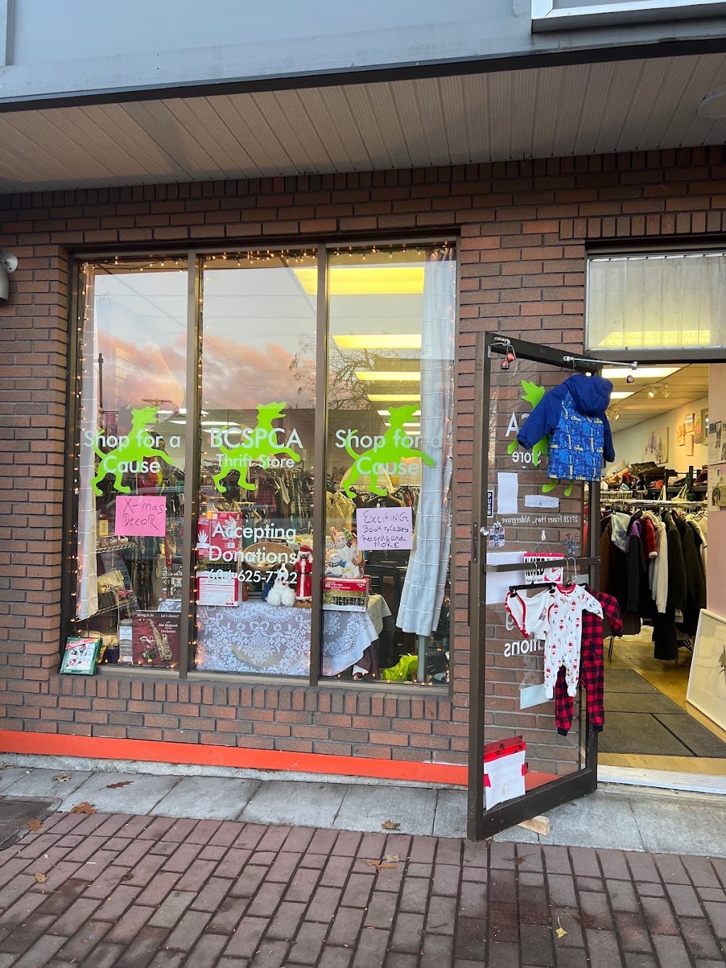 BC SPCA THRIFTSTORE ALDERGROVE | 27128 Fraser Hwy, Aldergrove, BC V4W 3P6, Canada | Phone: (604) 625-7722
