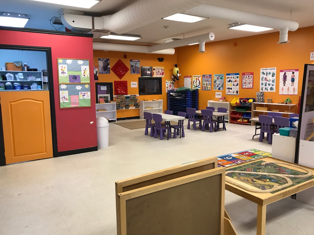 Little Scholars Montessori - Barrhaven | 2910 Woodroffe Ave, Nepean, ON K2J 4G3, Canada | Phone: (613) 823-4047