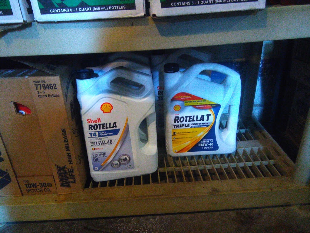 Quality Lube Center | 1184 Gratiot Blvd, Marysville, MI 48040, USA | Phone: (810) 364-7987