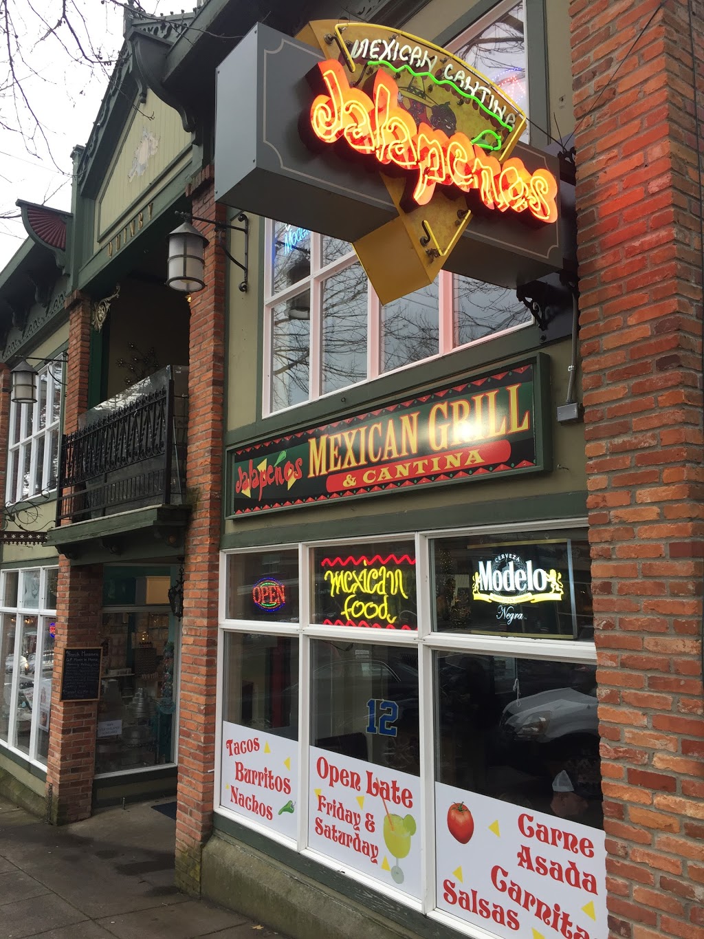 Jalapeños Downtown | 501 W Holly St, Bellingham, WA 98225, USA | Phone: (360) 671-3099