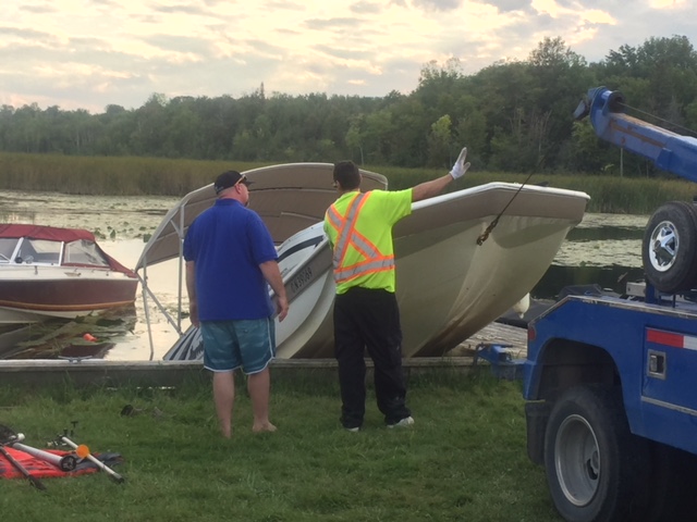 Exclusive Towing | 1526 County Rd 2, Bailieboro, ON K0L 1B0, Canada | Phone: (705) 927-7134