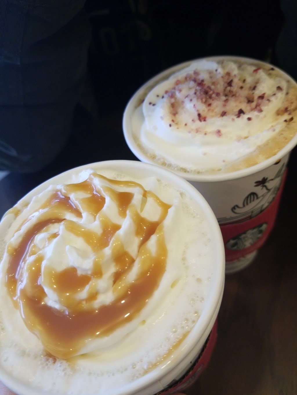 Starbucks | 130 Country Village Rd NE #605, Calgary, AB T3K 6B8, Canada | Phone: (403) 567-1835