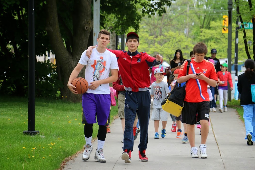 Discovery Academy | 10030 Yonge St, Richmond Hill, ON L4C 1T8, Canada | Phone: (416) 302-4085