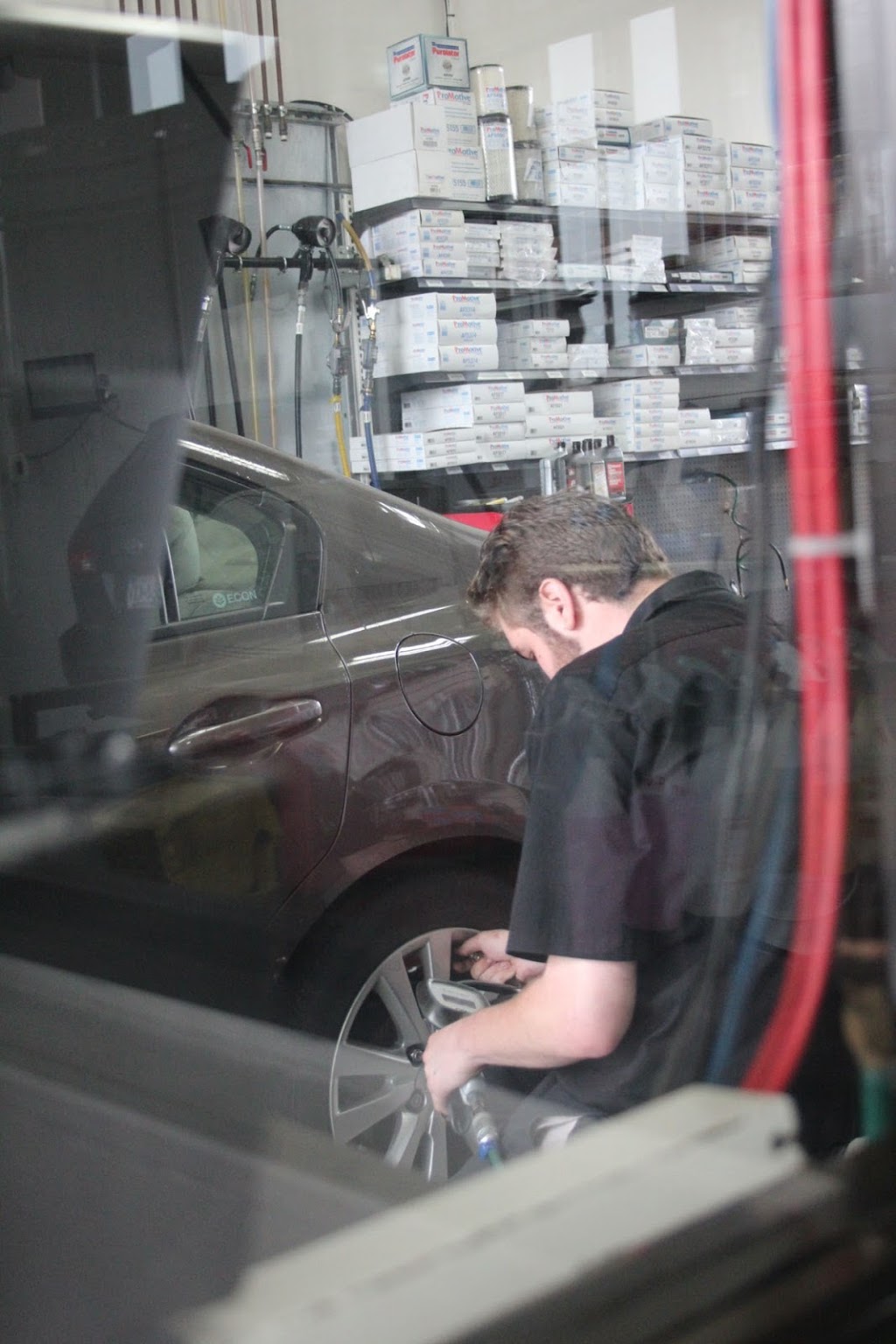 Oil Changers | 777 Dundas St W, Mississauga, ON L5C 4P6, Canada | Phone: (905) 897-3080