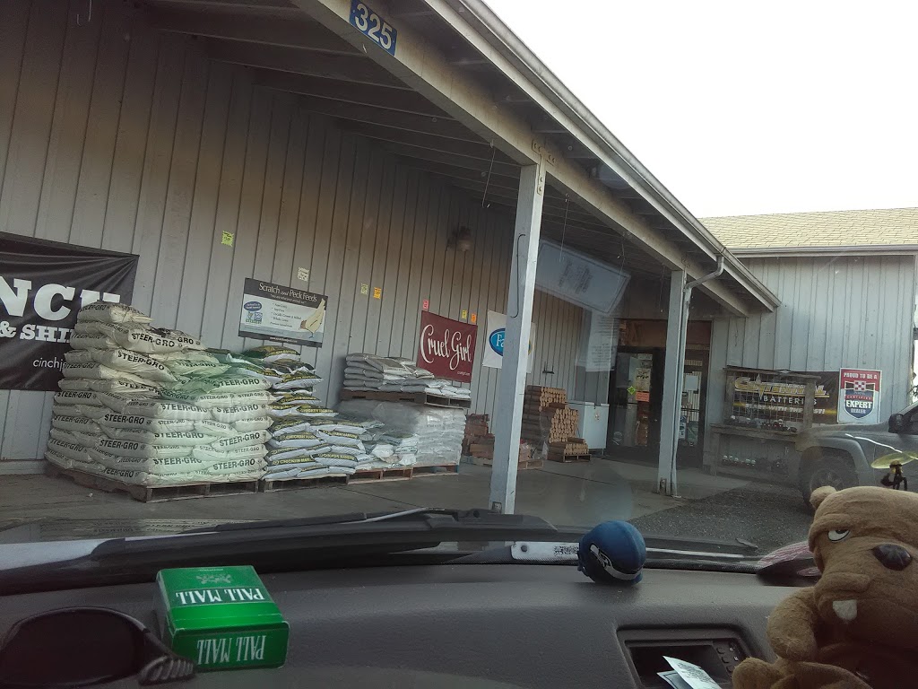 Laurel Farm & Western Supply | 325 W Laurel Rd, Bellingham, WA 98226, USA | Phone: (360) 398-1216