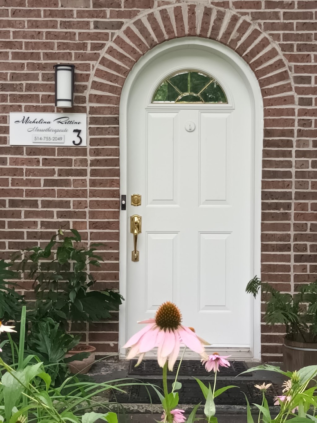 Michelina Rettino massotherapeute | 3 Bd des Hauts-Bois, Sainte-Julie, QC J3E 3H7, Canada | Phone: (514) 755-2049