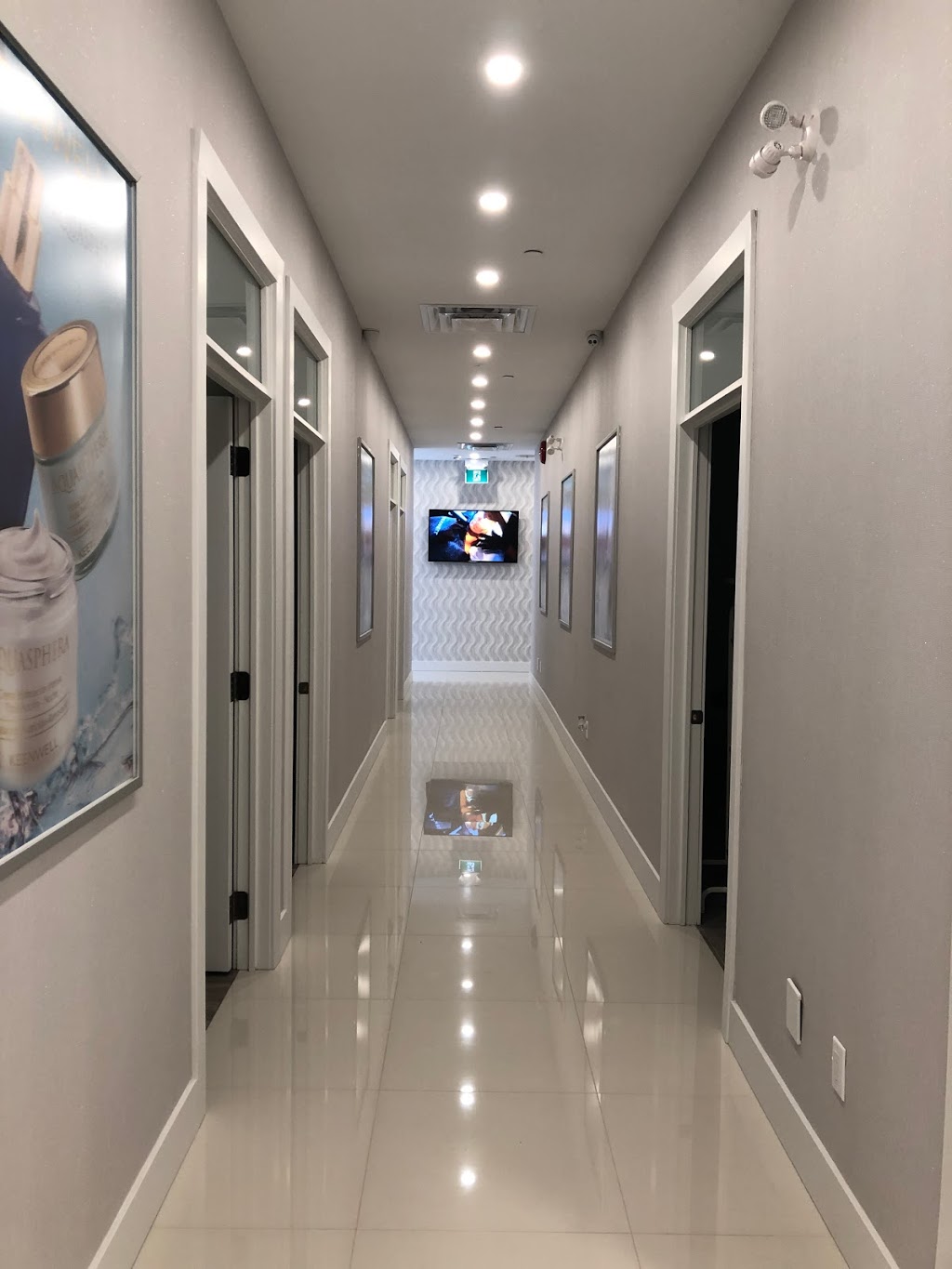 La Lumière Spa | 2575 Dundas St W Unit #20, Mississauga, ON L5K 2M6, Canada | Phone: (905) 569-7666