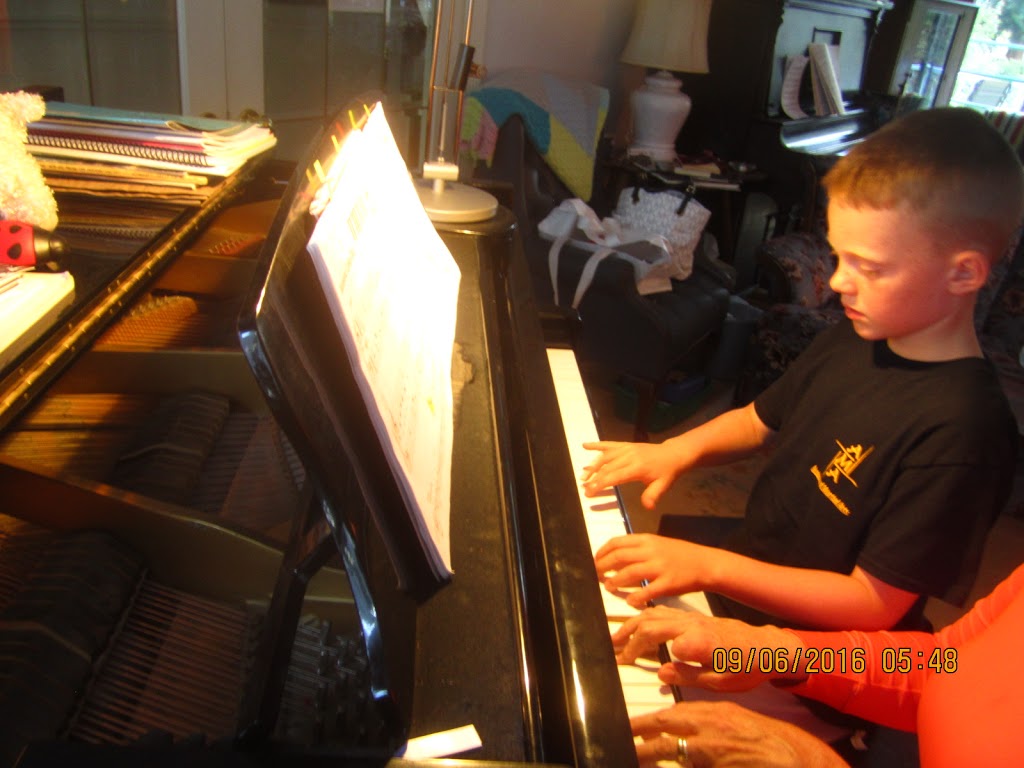 Branson Music Studio | 13124 64a Ave, Surrey, BC V3W 1Z3, Canada | Phone: (604) 591-2147