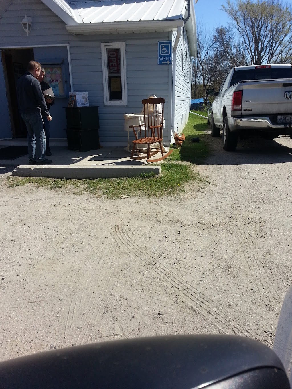 Maple Island General Store | Ontario520 711 Highway 520 north, Whitestone, ON P0A 1G0, Canada | Phone: (705) 774-0915