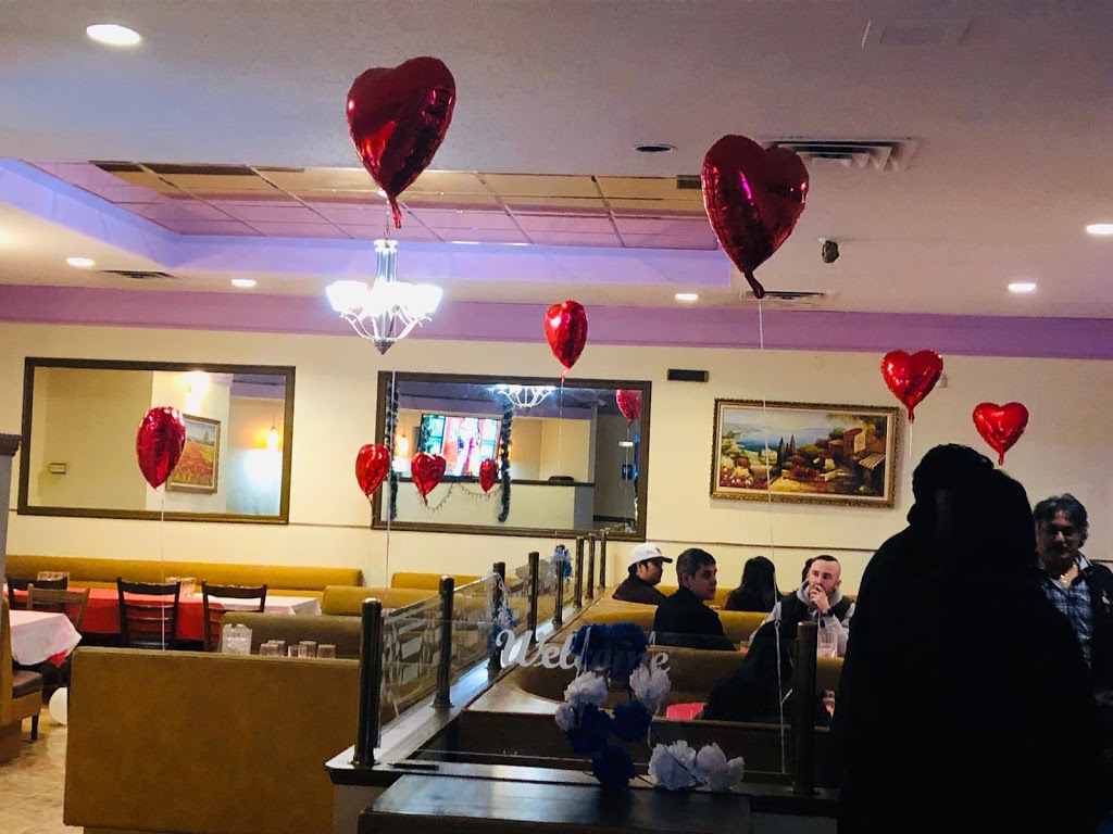 Mezbaan Indian & Indo Chinese | 12790 96 Ave, Surrey, BC V3V 1X7, Canada | Phone: (604) 583-9987