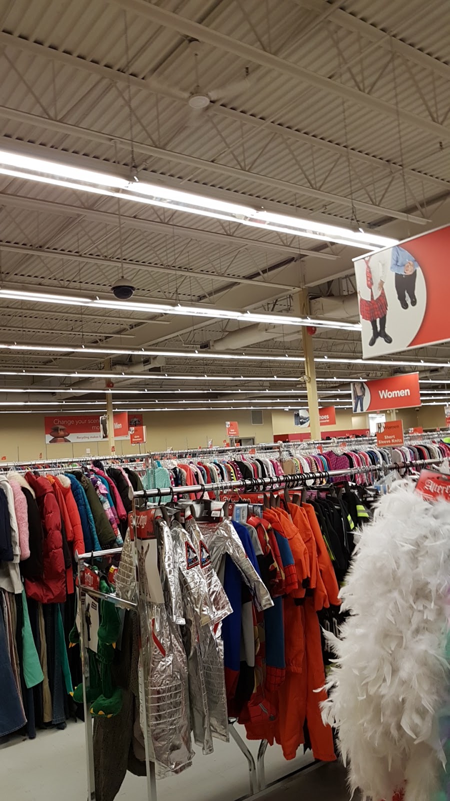 Value Village | 915 Memorial Ave, Thunder Bay, ON P7B 4A1, Canada | Phone: (807) 345-3232