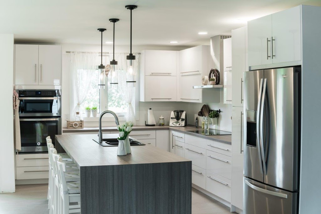Fine Blade Carpentry | Box 5072, Morden, MB R6M 1Y9, Canada | Phone: (204) 823-1728