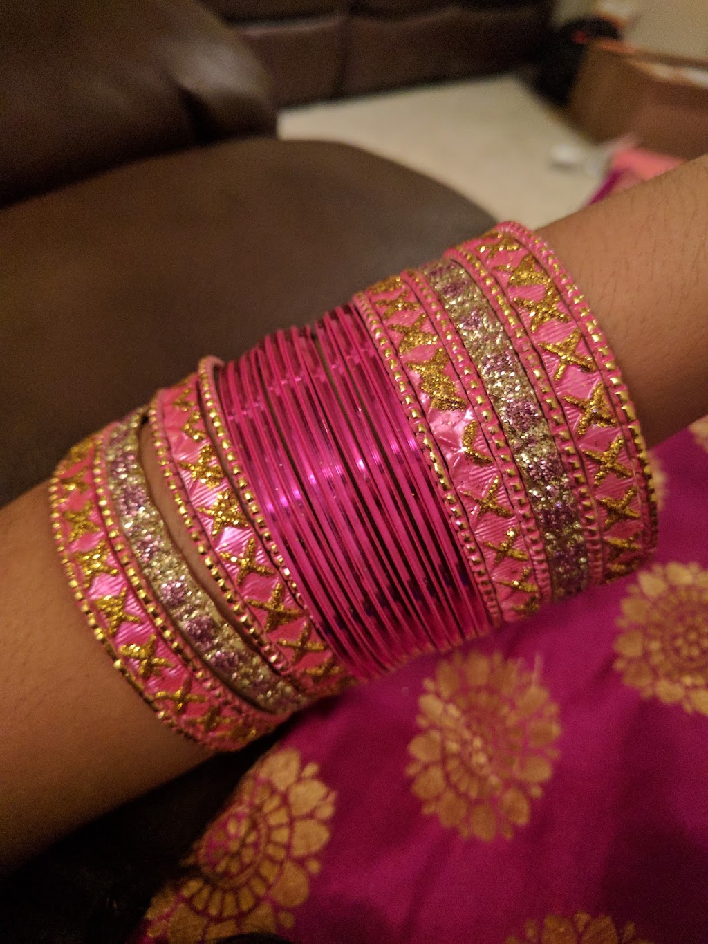 Dhillon Fashions & Fabrics Ltd | 8148 128 St, Surrey, BC V3W 1R1, Canada | Phone: (604) 599-7044