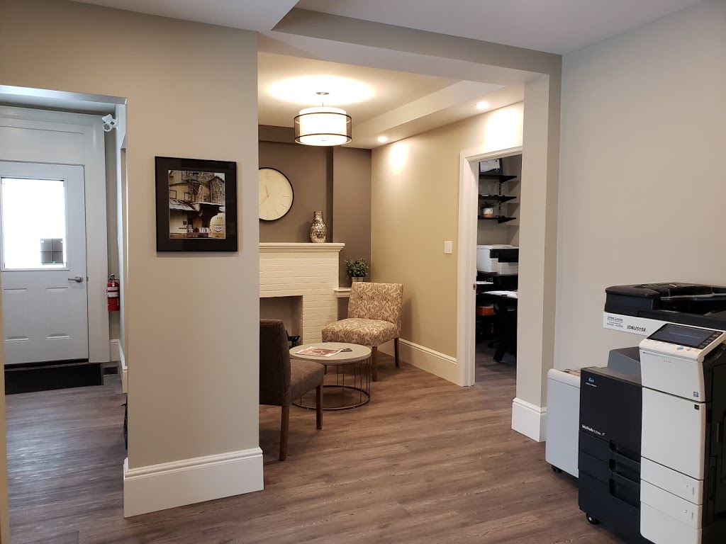 Re/Max Riverview Realty Brokerage | 61 Gore St E, Perth, ON K7H 1H6, Canada | Phone: (613) 267-2221