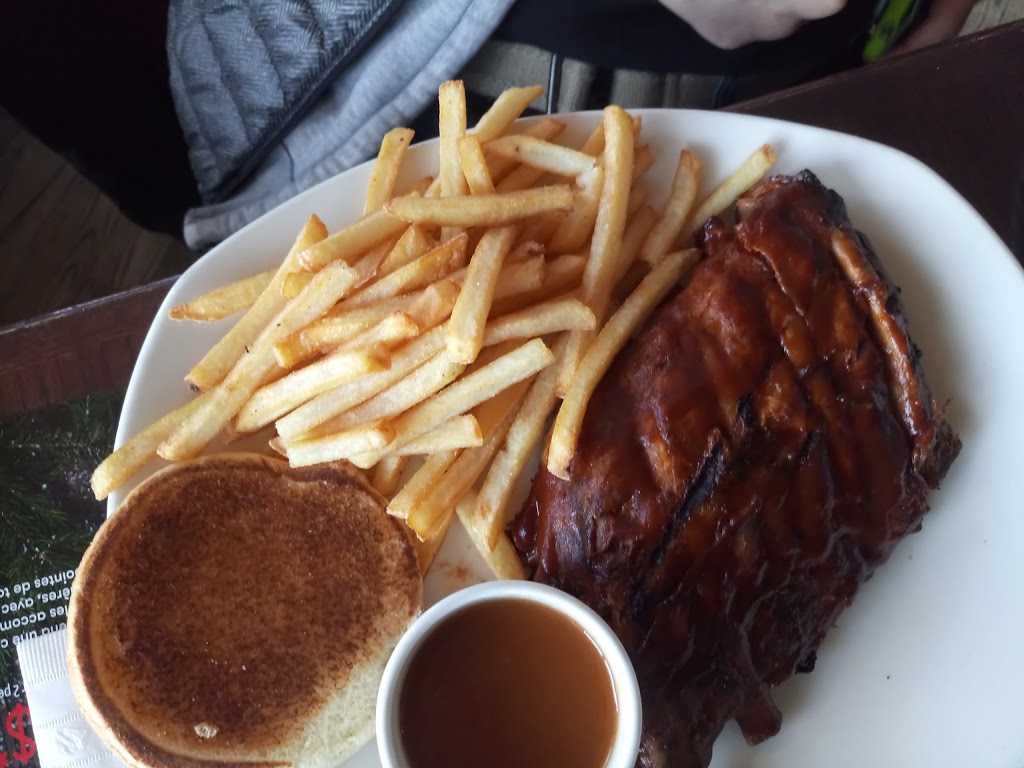 Rôtisserie St-Hubert | 1550 Avenue Jules-Verne, Québec, QC G2G 2R5, Canada | Phone: (418) 877-1234