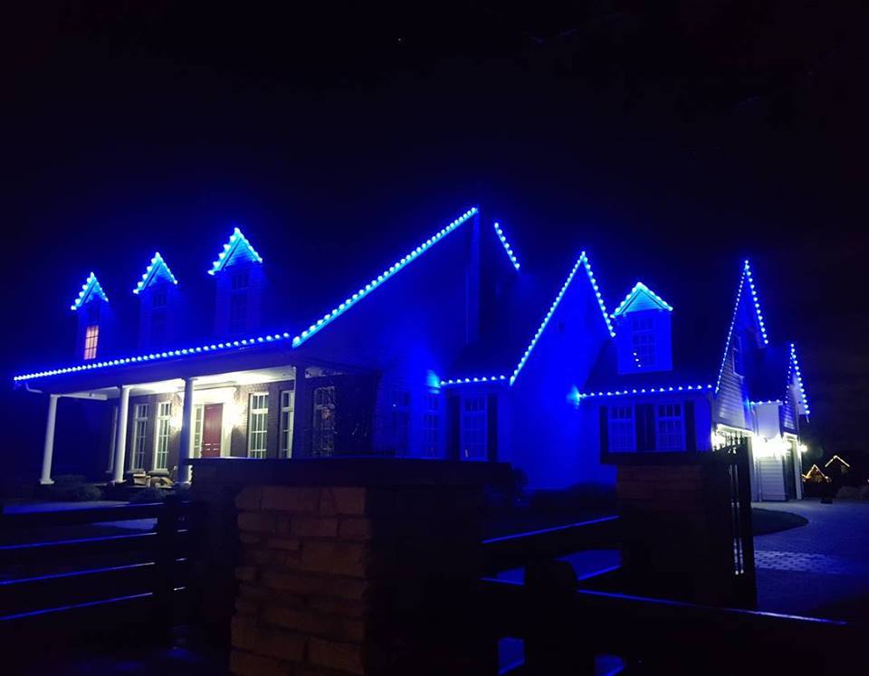 Surrey Christmas Lights | 12156 96 Ave, Surrey, BC V3V 1W6, Canada | Phone: (604) 999-4502