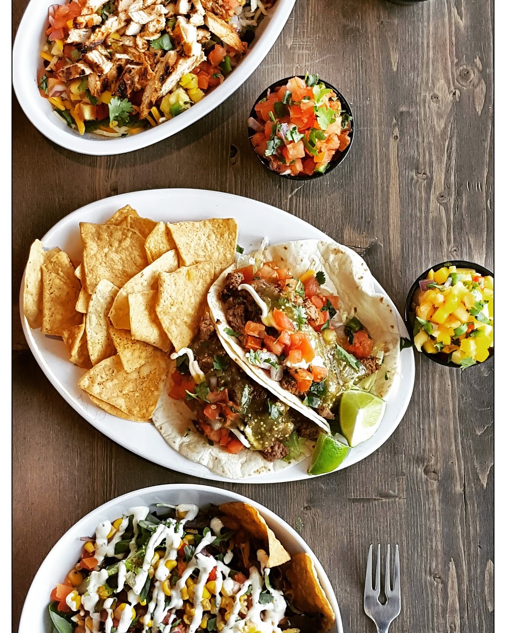 Chorizo Fresh Mex | Clarkson Crossing Shopping Centre, 950 Southdown Rd, Mississauga, ON L5J 2Y4, Canada | Phone: (905) 822-6988