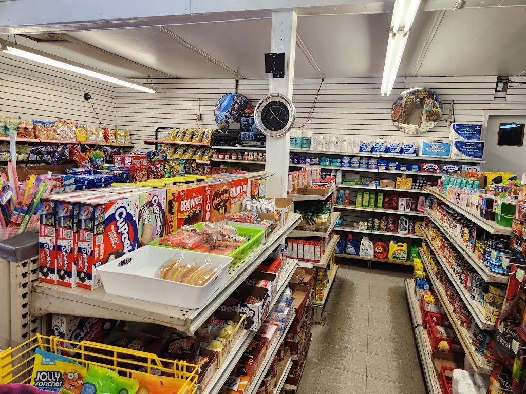 Pine street variety | 47 Pine St, Belleville, ON K8N 2M4, Canada | Phone: (613) 962-6363