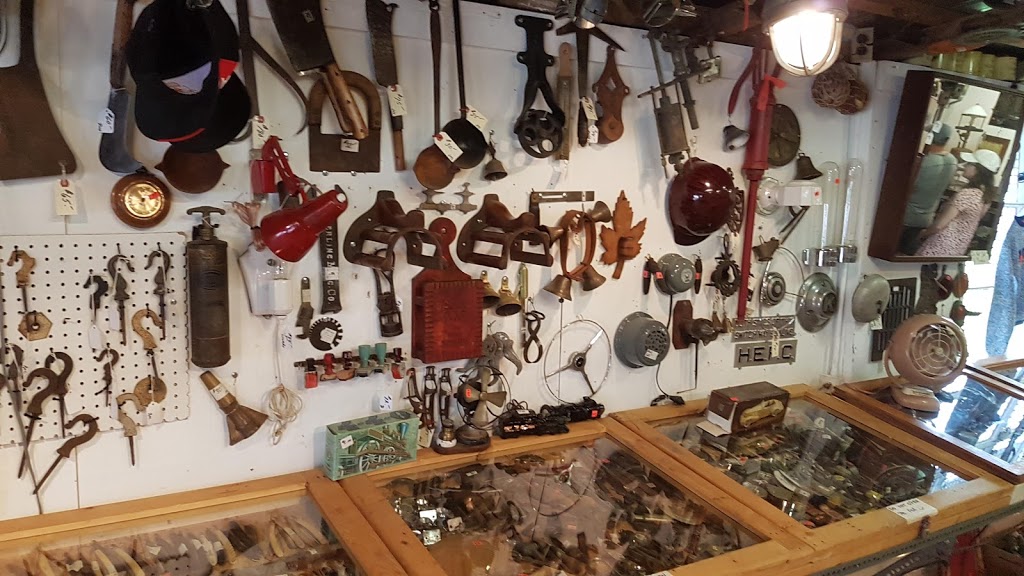 Aberfoyle Antique Market | 57 Brock Rd S, Puslinch, ON N0B 2J0, Canada | Phone: (519) 763-1077