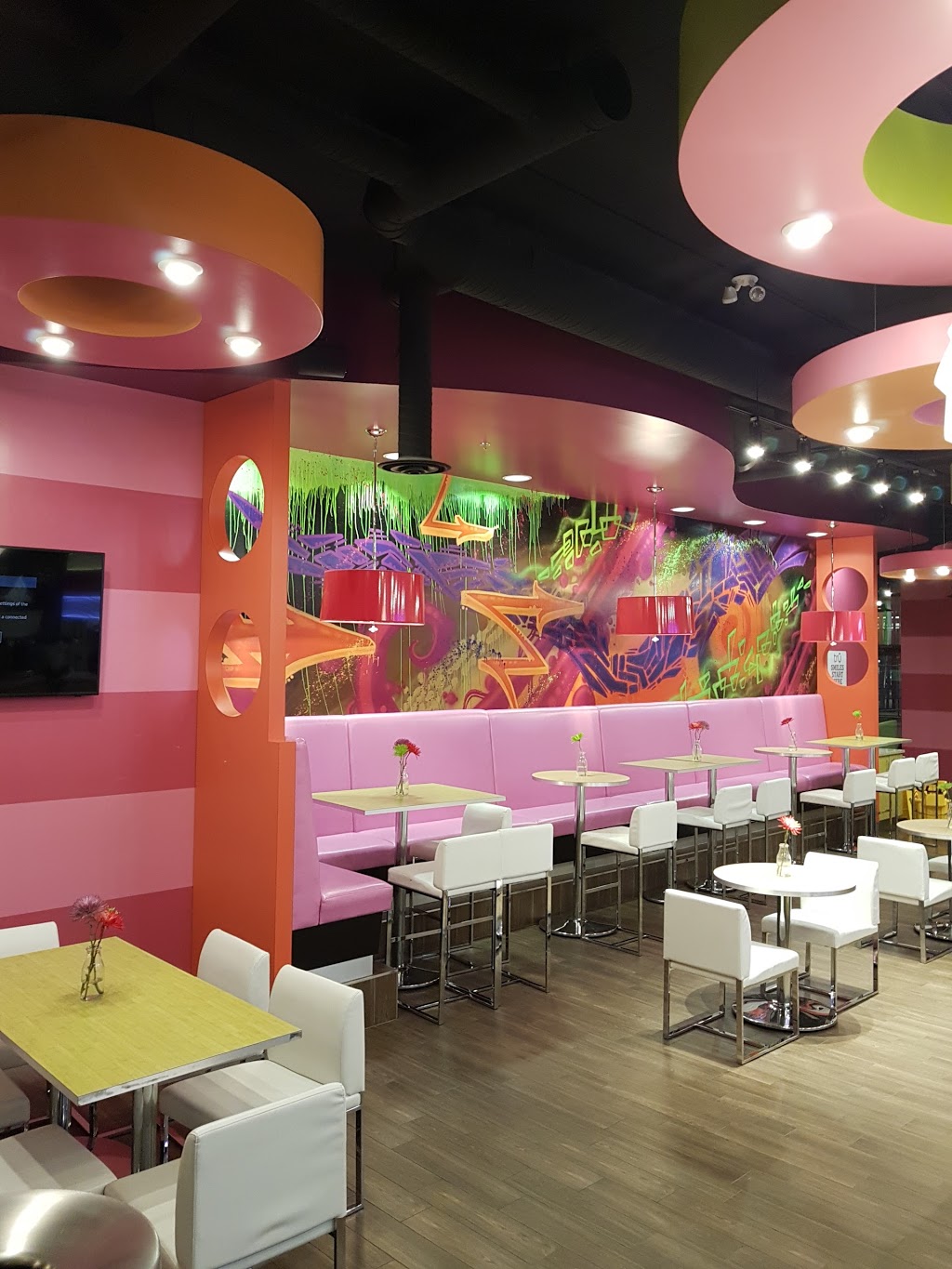 Tru Frozen Yogurt | 103, 3030 Pandosy St, Kelowna, BC V1Y 0C3, Canada | Phone: (778) 484-1424
