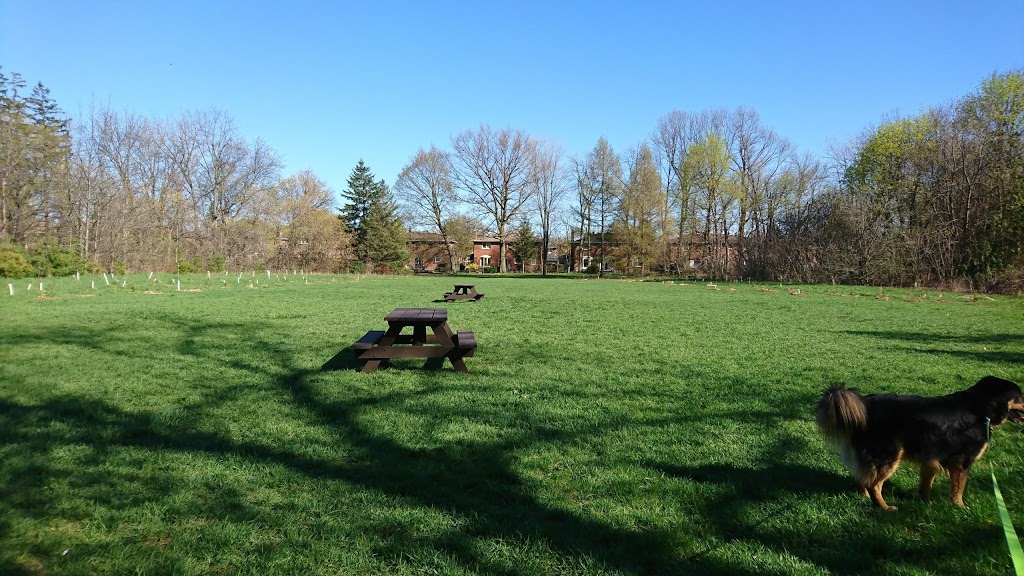 Richard Jones Park | 181 Whitchurch Mews, Mississauga, ON L5A 4B2, Canada | Phone: (416) 917-1206