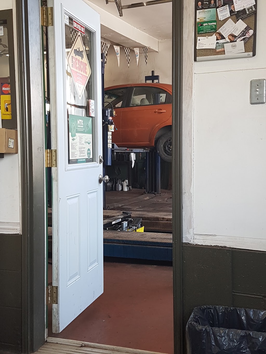 Green Cap Auto Repairs & Sales 1129 Main Rd, Eastern Passage, NS B3G 1M4, Canada