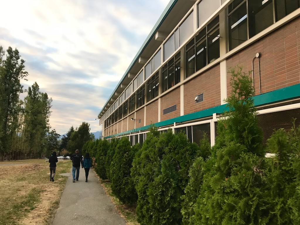 Ecole Cariboo Hill Secondary School 8580 16th Ave, Burnaby, BC V3N
