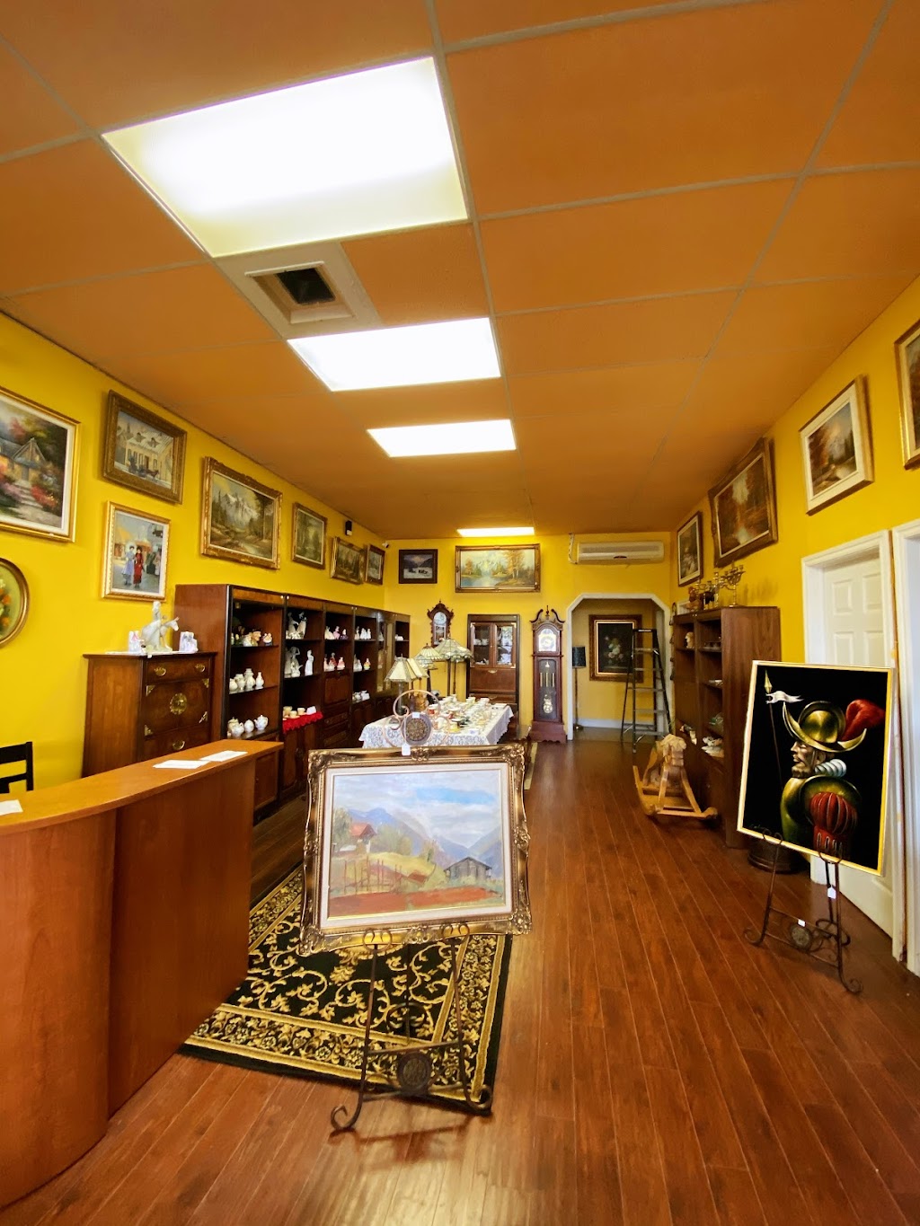 FANXI LEUROPE ANTIQUITÉS | 4860 Rue René-Émard, Pierrefonds, QC H9A 2Y1, Canada | Phone: (438) 680-2066