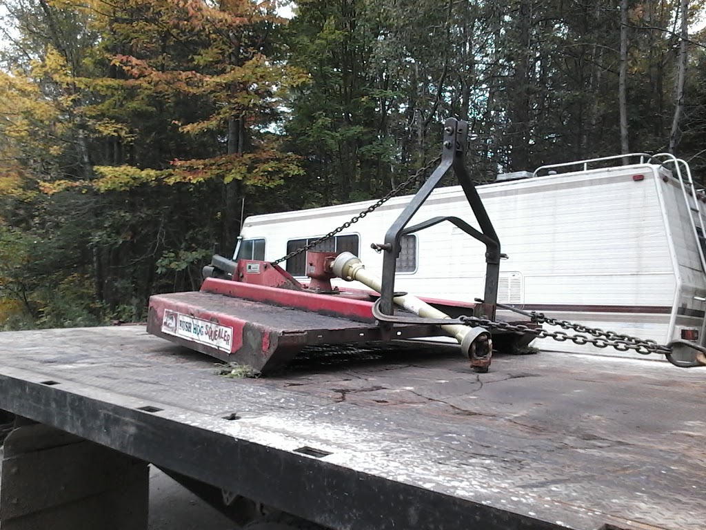 Eds Salvage | 4447 Upper Dwyer Hill Rd, Arnprior, ON K7S 3G7, Canada | Phone: (613) 623-6619