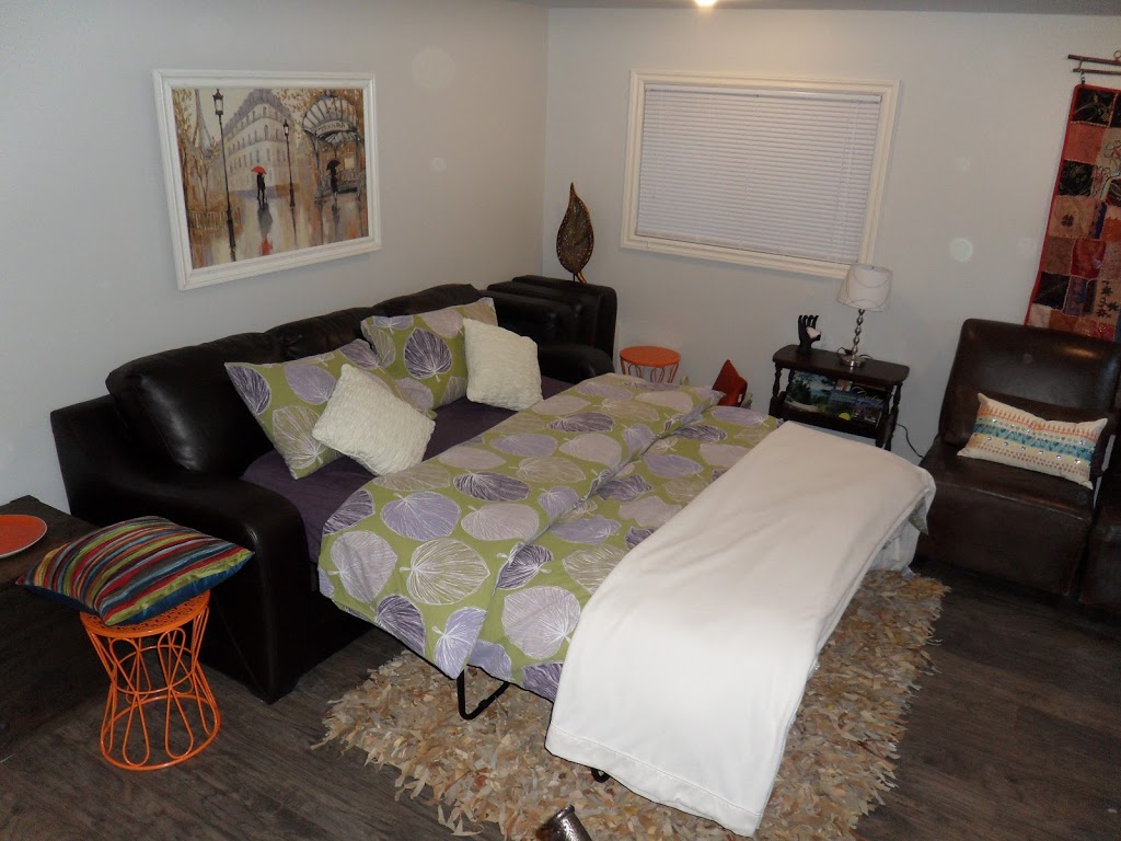 Lakeview Vacation Suite, Kelowna (Westside) | 424 Abel Pl, Kelowna, BC V1Z 3E1, Canada | Phone: (250) 769-6225