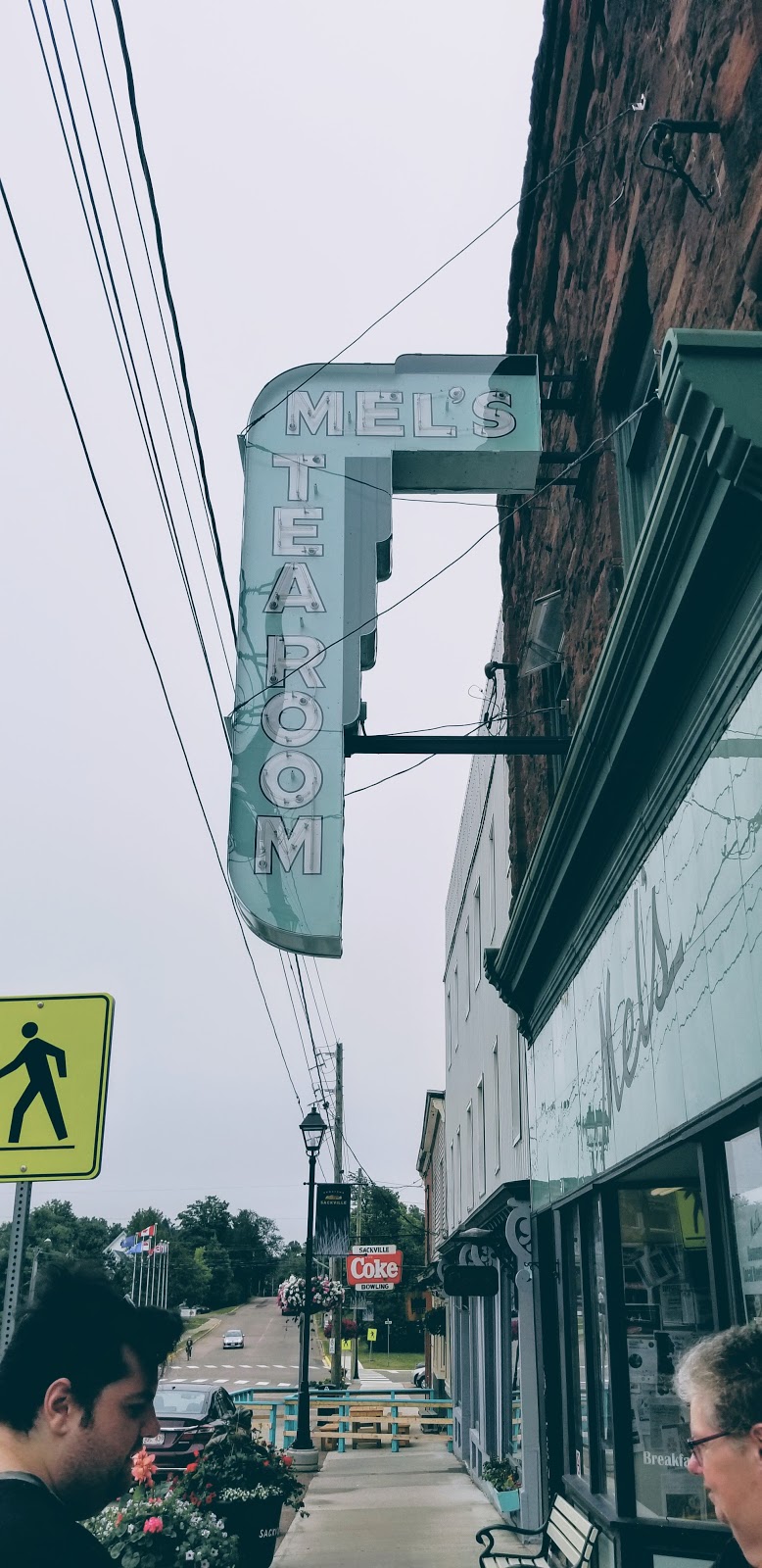Mels Tea Room Ltd | 17 Bridge St, Sackville, NB E0A 3C0, Canada | Phone: (506) 536-1251