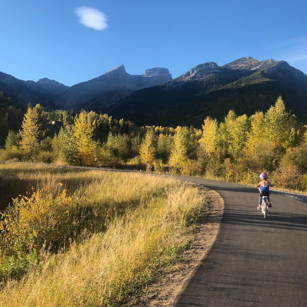 Mariah Runions Real Estate CENTURY 21 | 362 2 Ave, Fernie, BC V0B 1M0, Canada | Phone: (250) 430-7732