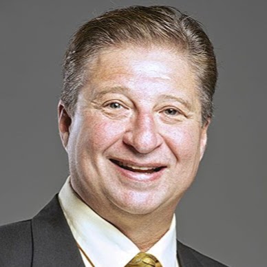 Michael Saunders, Remax Real Estate Agent In Waterloo | 83 Erb St W, Waterloo, ON N2L 6C2, Canada | Phone: (519) 503-0500