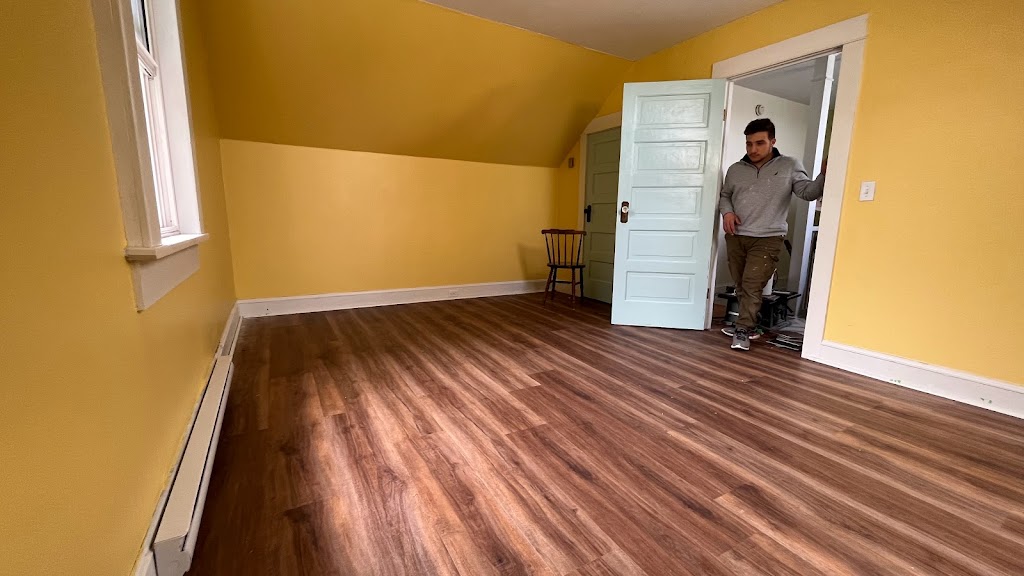 Reno Season | 375 Day Rd, Duncan, BC V9L 3K4, Canada | Phone: (250) 812-2356