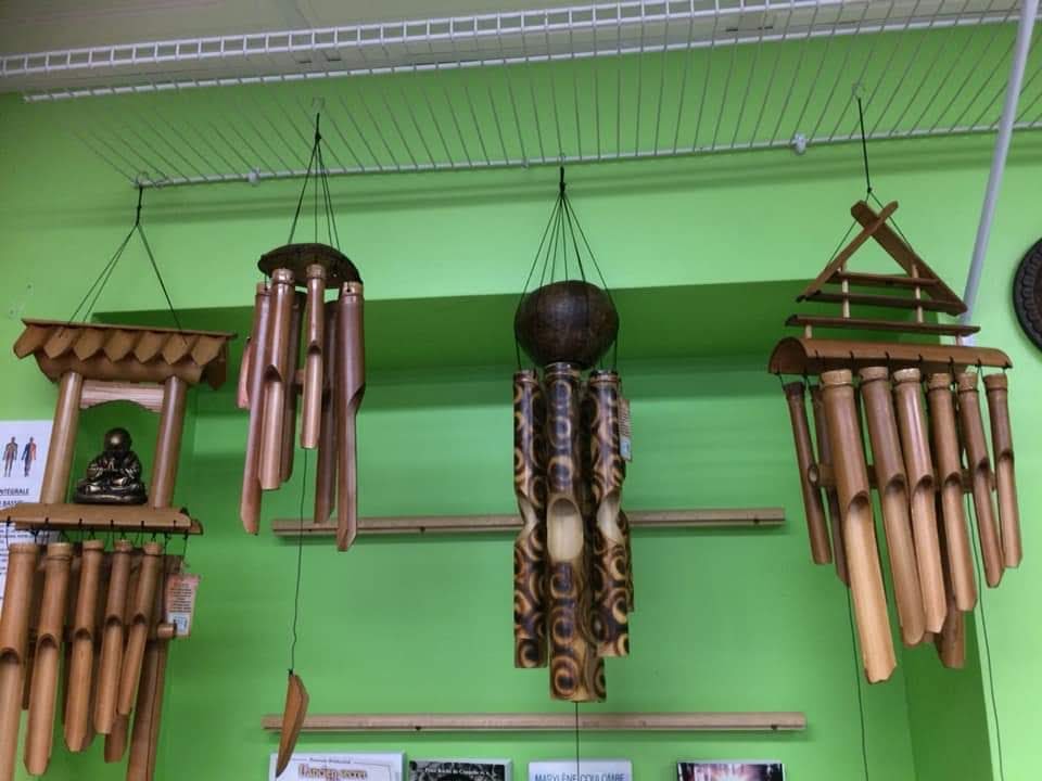 Les Cristaux du Lac | 4797 Rue Laval, Nantes, QC G0Y 1G0, Canada | Phone: (819) 554-6320