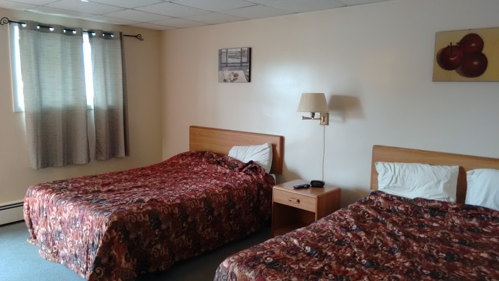 Cinderella Motel & Campground | 2797 Grand Island Blvd, Grand Island, NY 14072, USA | Phone: (716) 773-2872