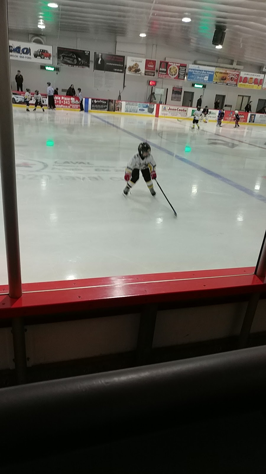 Arena Richard Trottier | 3155 Rue Esther, Laval, QC H7P 2G8, Canada | Phone: (450) 622-3514