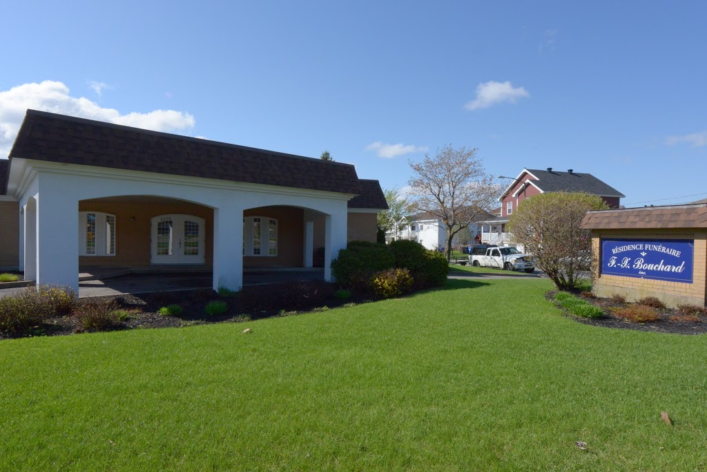 Résidence funéraire F.X. Bouchard inc | 2258 Avenue Larue, Québec, QC G1C 4A3, Canada | Phone: (418) 663-9838